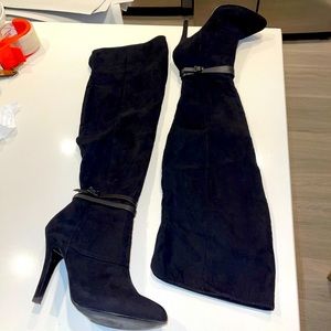Black thigh Hi boots very comfortable low heel it’s beautiful very soft